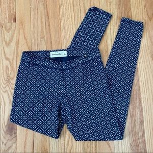 Girls Abercrombie kids patterned leggings size L